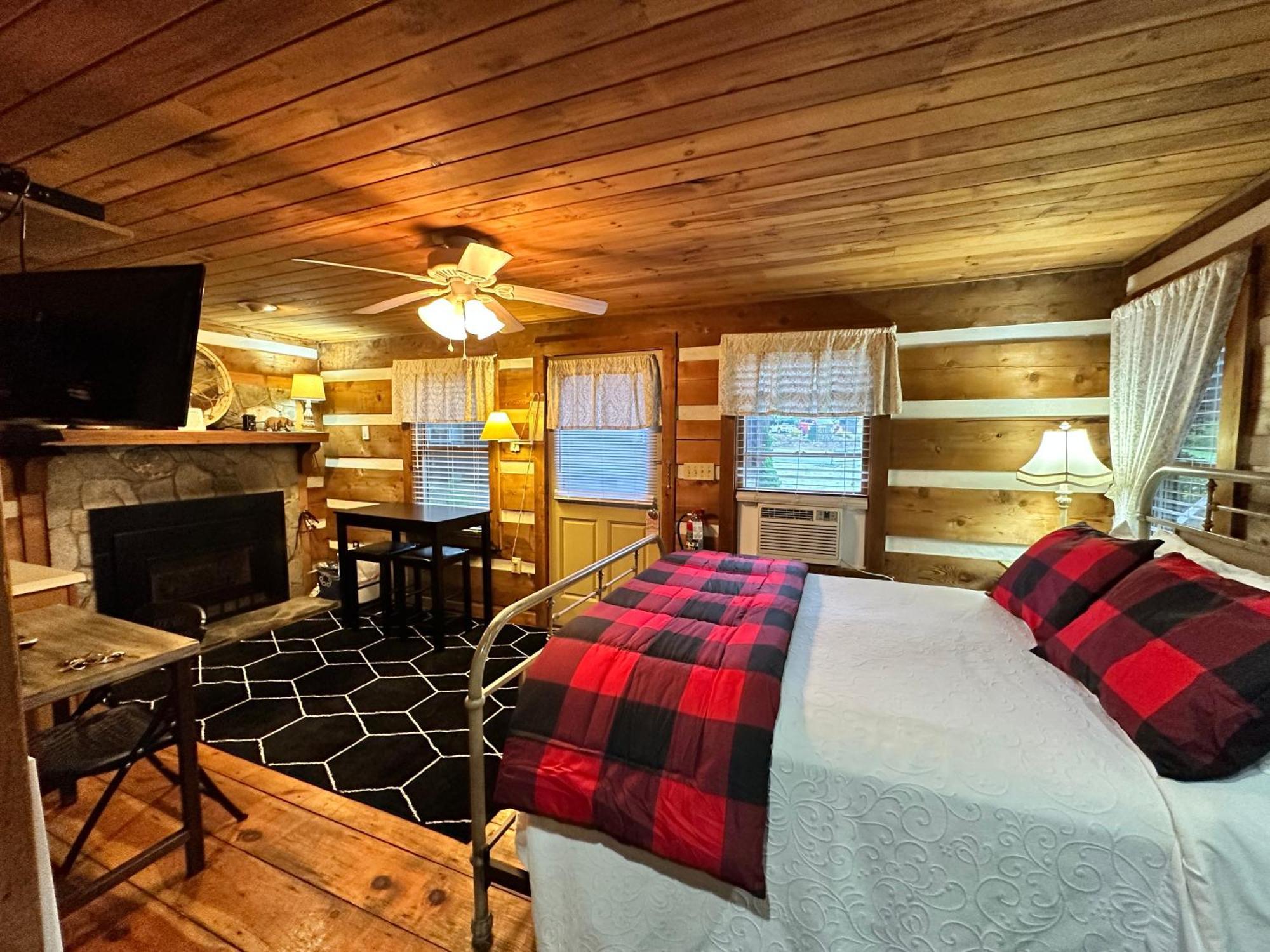 Mountainaire Inn And Log Cabins Blowing Rock Exteriér fotografie